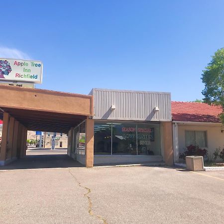 Appletree Inn Richfield Exterior photo