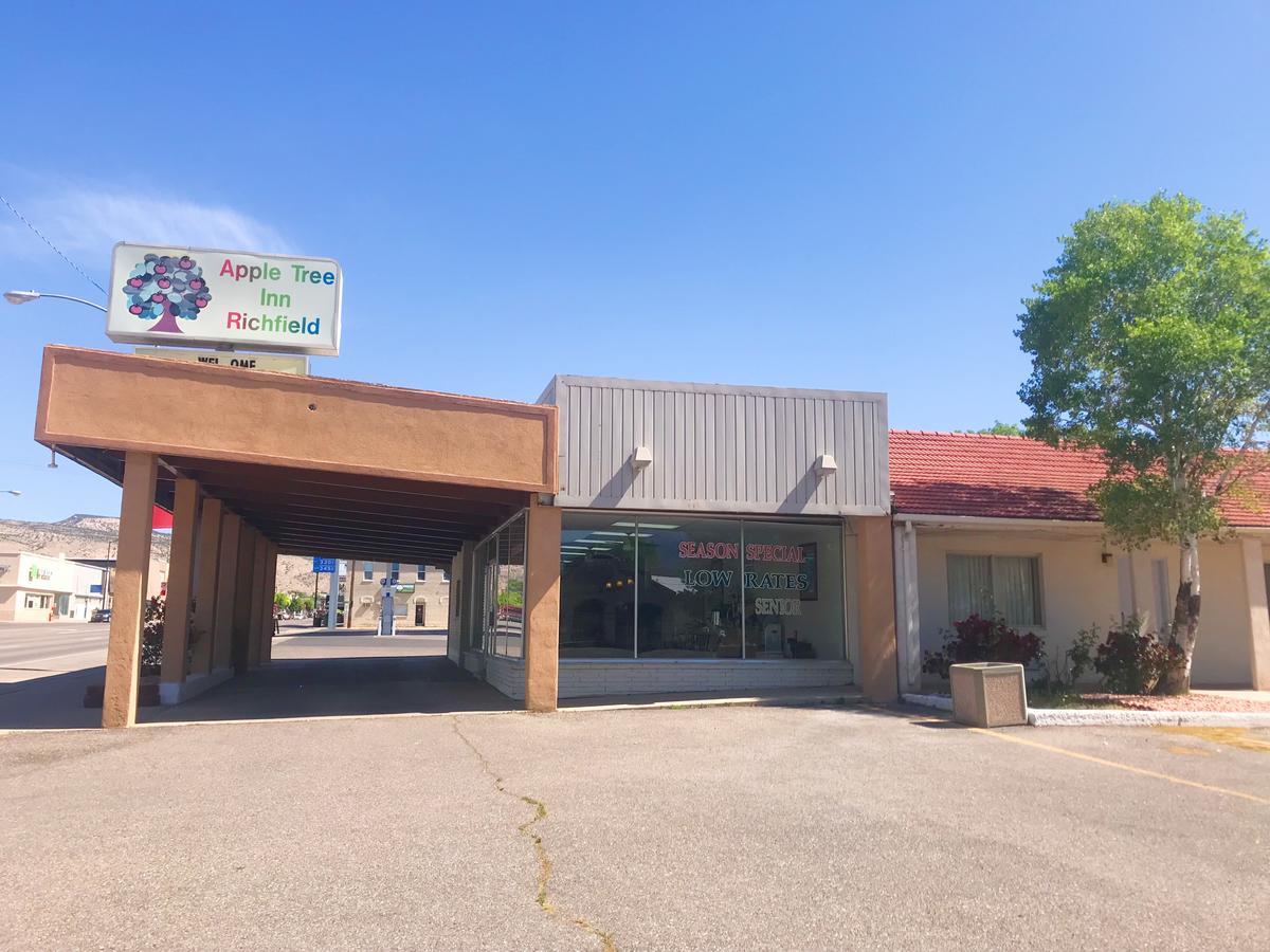 Appletree Inn Richfield Exterior photo